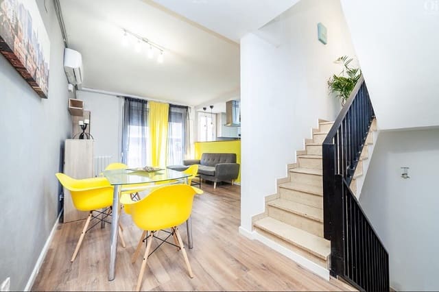 3 bedroom Apartment for rent in La Teixonera, Barcelona city - € 2,200 (Ref: 9203861)