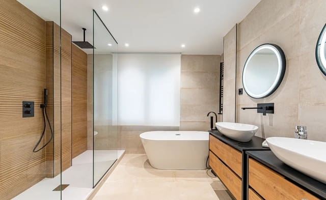 4 bedroom Flat for sale in Tetuán, Madrid city - € 1,399,000 (Ref: 9203928)