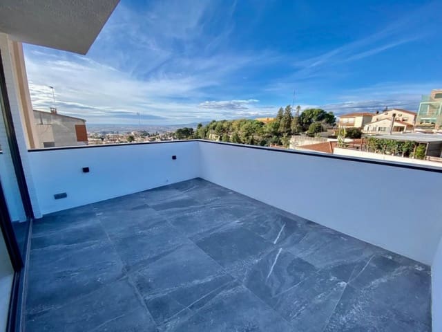 4 bedroom Townhouse for sale in Sant Just Desvern - € 1,100,000 (Ref: 9203930)