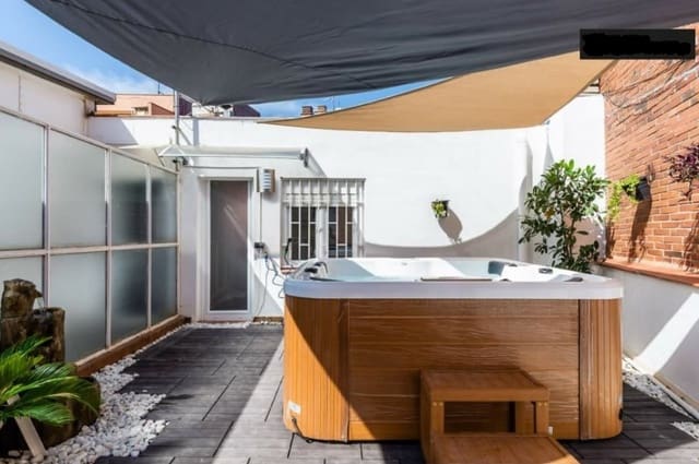 3 bedroom Flat for rent in La Teixonera, Barcelona city - € 3,000 (Ref: 9203960)