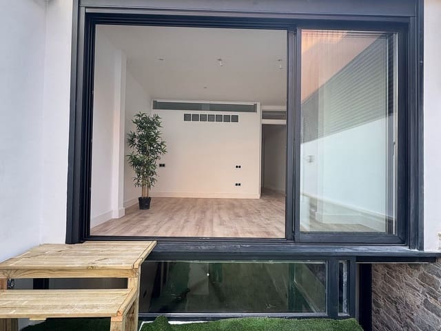 3 chambre Maison de Ville à vendre à Sant Andreu, Barcelone ville - 600 000 € (Ref: 9207827)