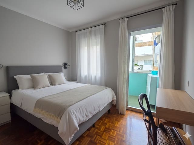 3 bedroom Flat for sale in Vallcarca i Els Penitents, Barcelona city - € 425,000 (Ref: 9254712)