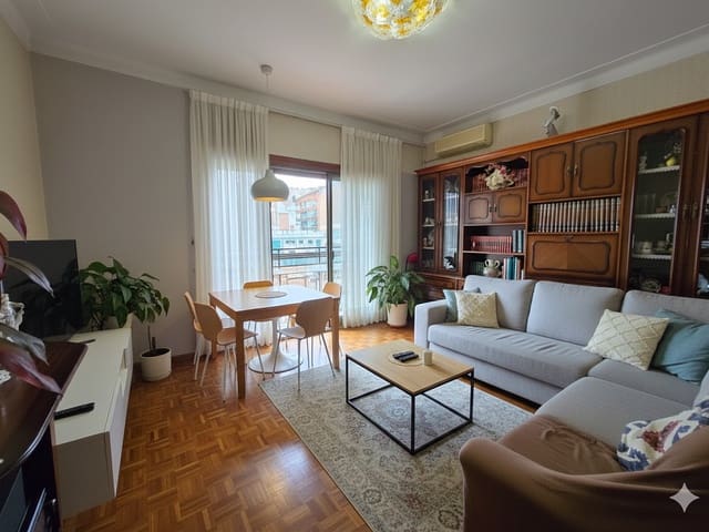 3 bedroom Flat for sale in Vallcarca i Els Penitents, Barcelona city - € 425,000 (Ref: 9254712)