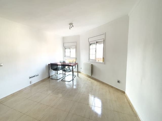 2 quarto Apartamento para venda em Badalona - 185 000 € (Ref: 9265812)