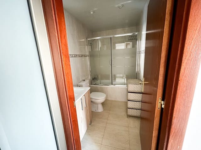 2 quarto Apartamento para venda em Badalona - 185 000 € (Ref: 9265812)