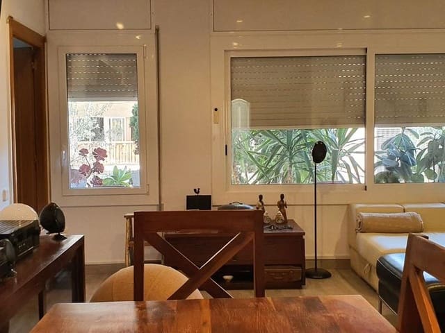 4 bedroom Flat for sale in El Camp d'en Grassot i Gràcia Nova, Barcelona city - € 580,000 (Ref: 9269005)