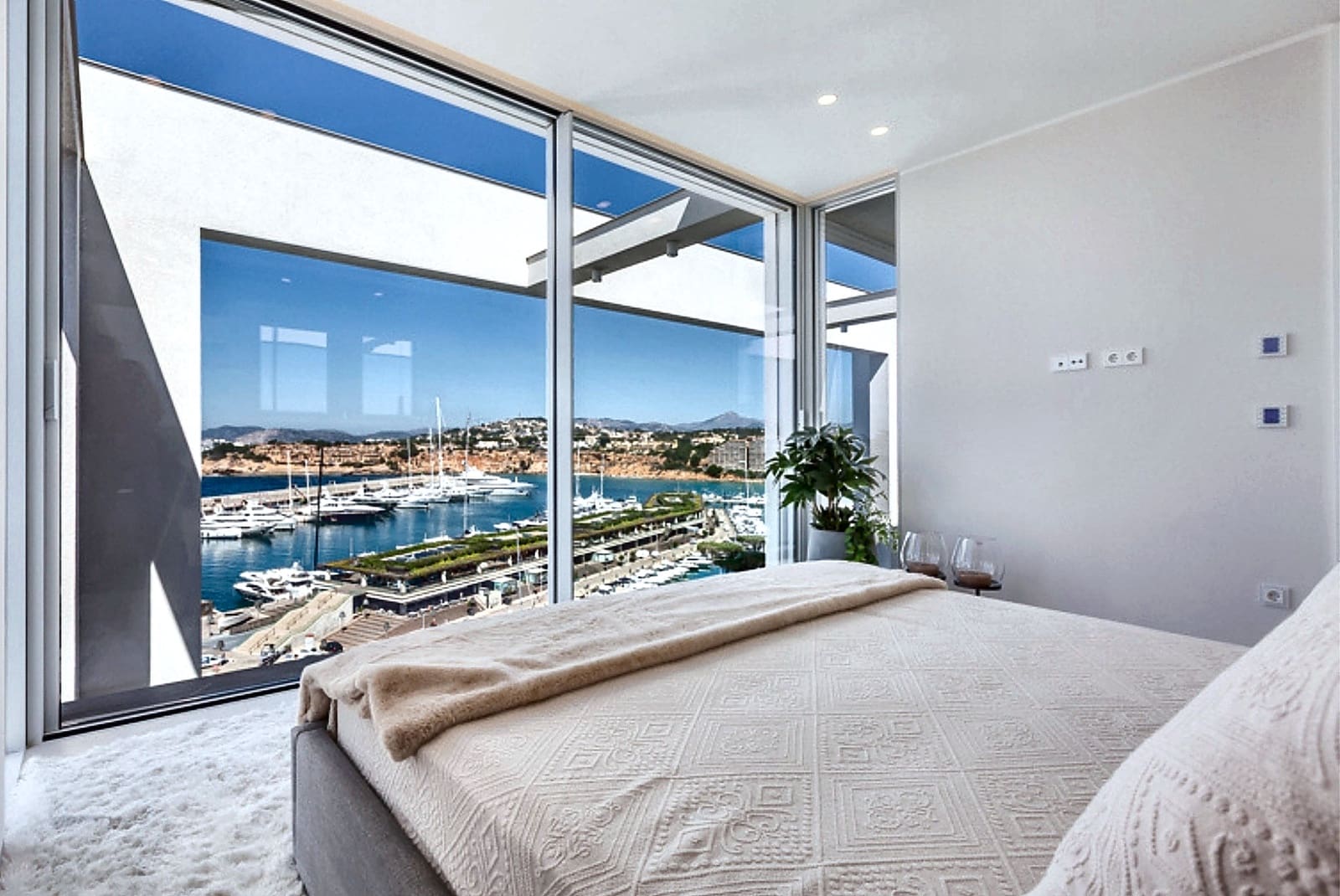 4 sovrum Villa till salu i El Toro / Port Adriano med pool garage - 9 850 000 € (Ref: 10050475)