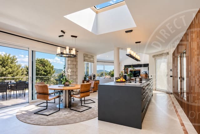 4 soveværelse Villa til salg i Santa Ponsa, Calvià med swimmingpool garage - € 3.490.000 (Ref: 10112102)