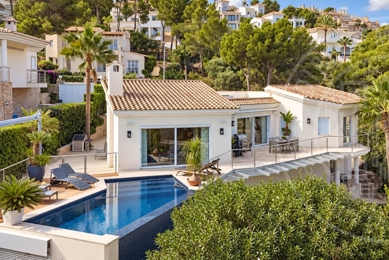4 soveværelse Villa til salg i Santa Ponsa med swimmingpool garage - € 3.490.000 (Ref: 10112102)