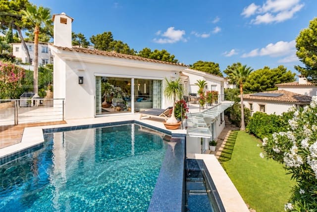 4 soveværelse Villa til salg i Santa Ponsa, Calvià med swimmingpool garage - € 3.490.000 (Ref: 10112102)