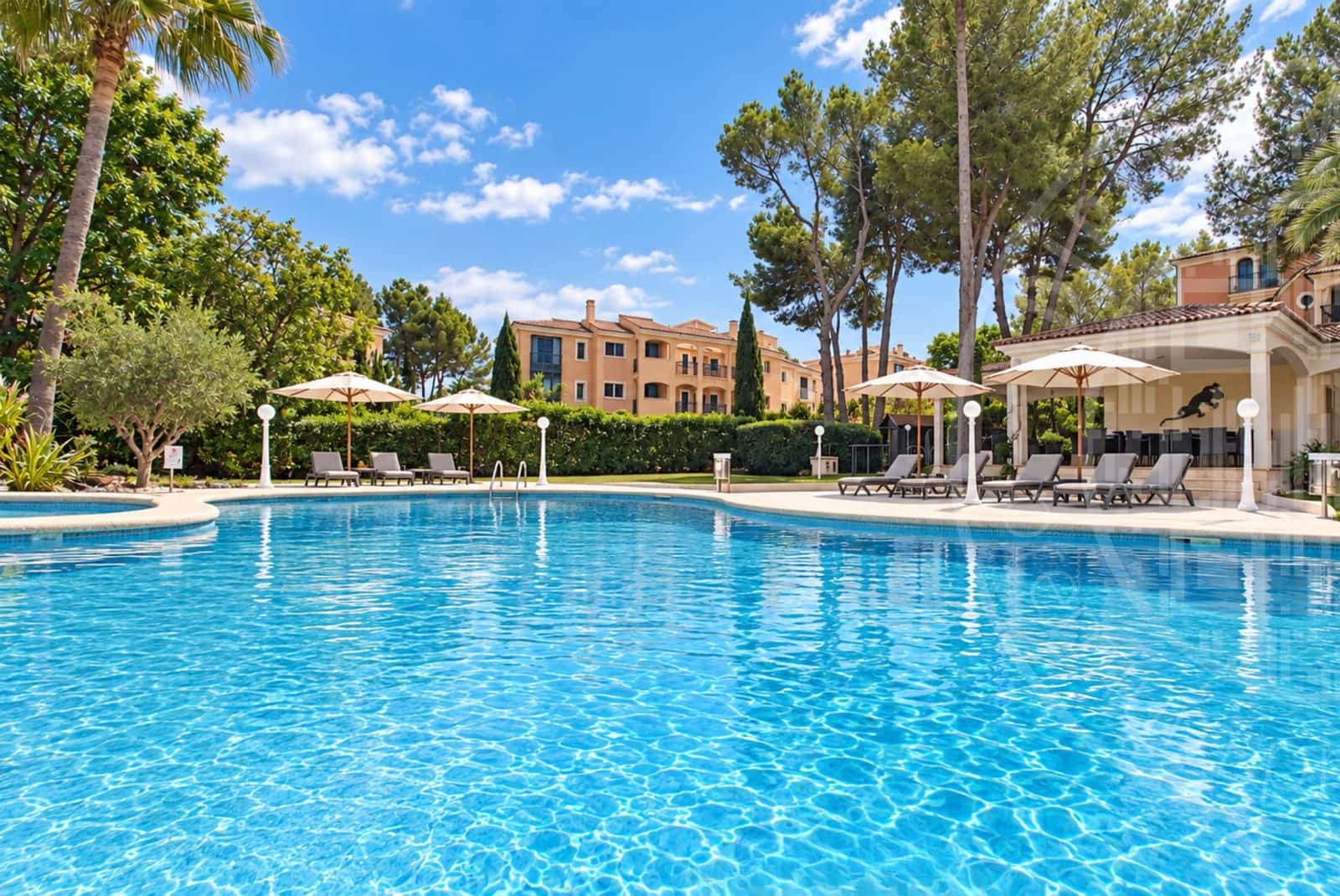 3 bedroom Penthouse for sale in Santa Ponsa with pool garage - € 1,100,000 (Ref: 10162504)