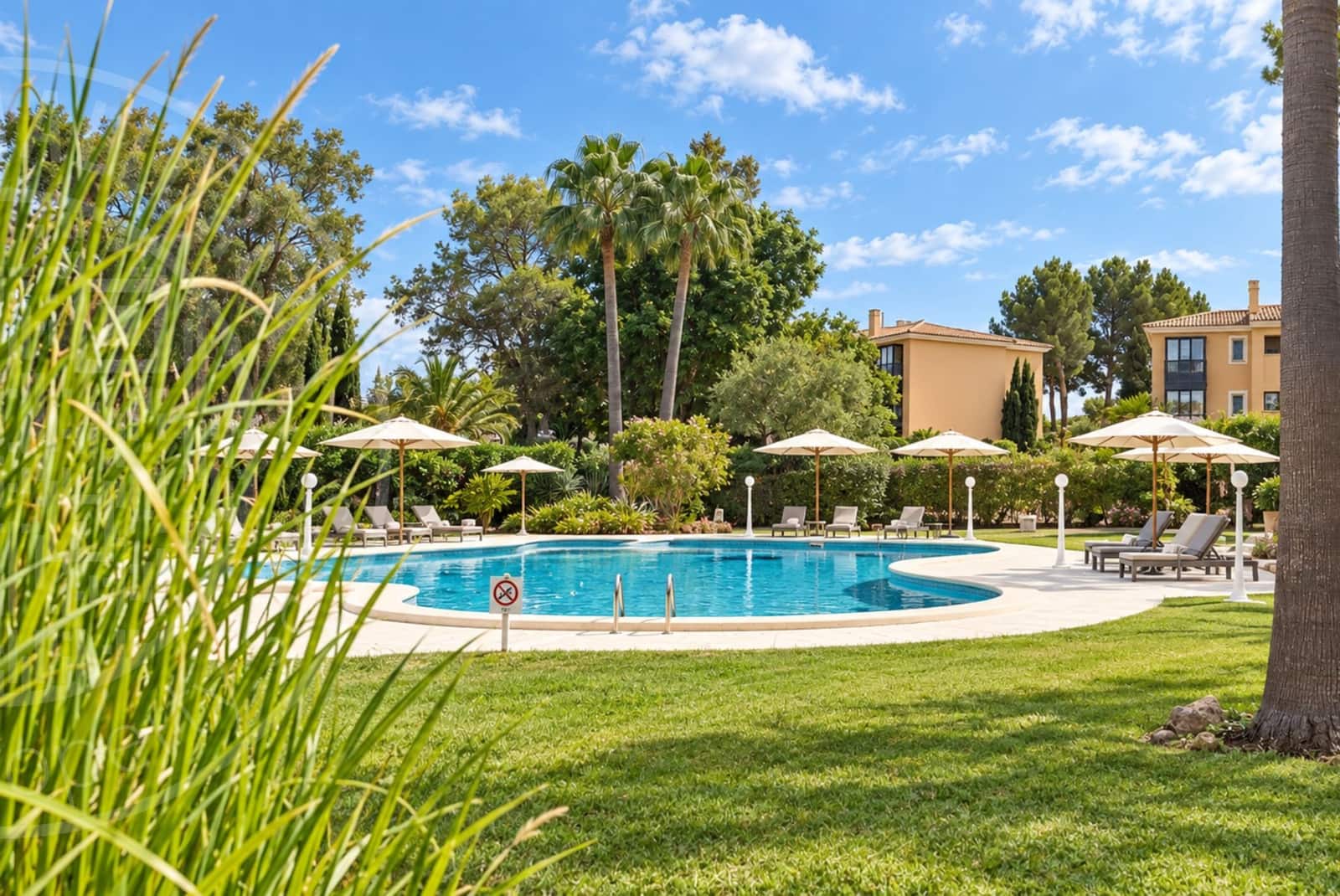 3 bedroom Penthouse for sale in Santa Ponsa with pool garage - € 1,100,000 (Ref: 10162504)