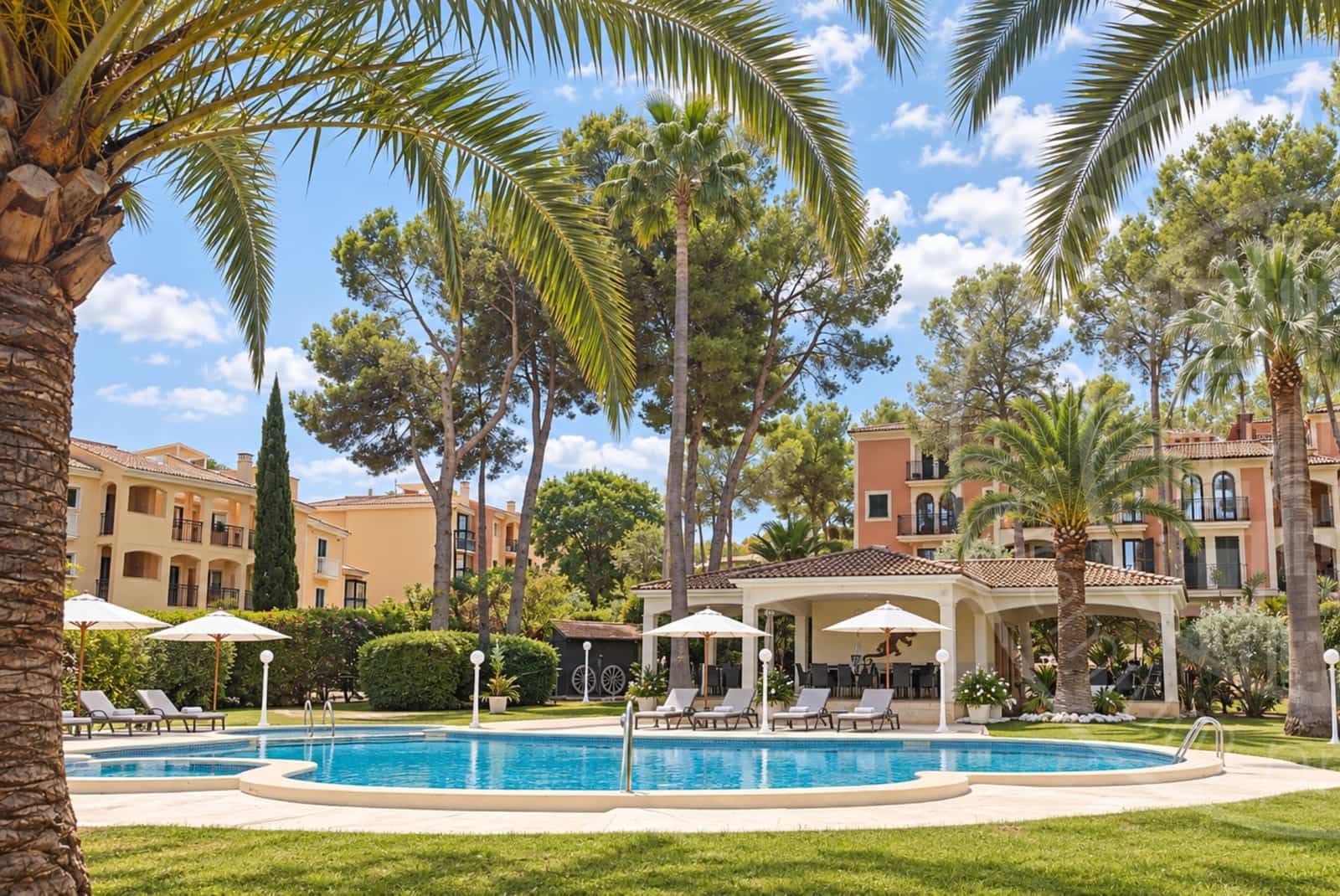 3 bedroom Penthouse for sale in Santa Ponsa with pool garage - € 1,100,000 (Ref: 10162504)