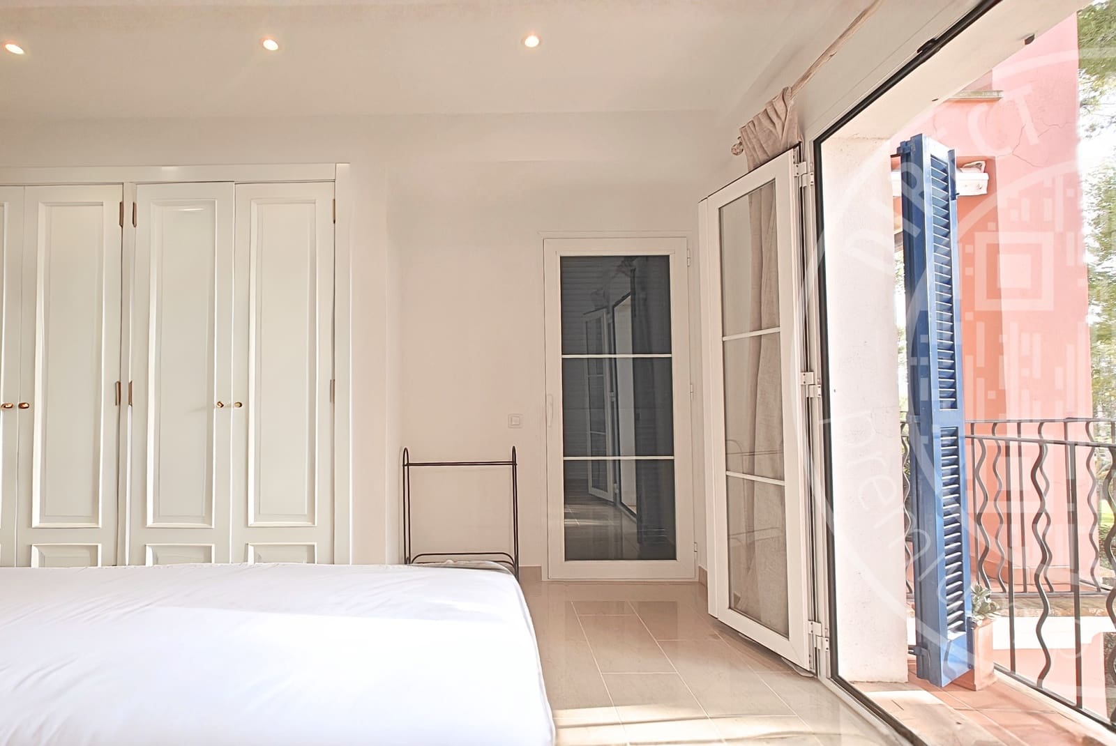 3 bedroom Apartment for rent in Santa Ponsa with pool garage - € 3,200 (Ref: 9553099)