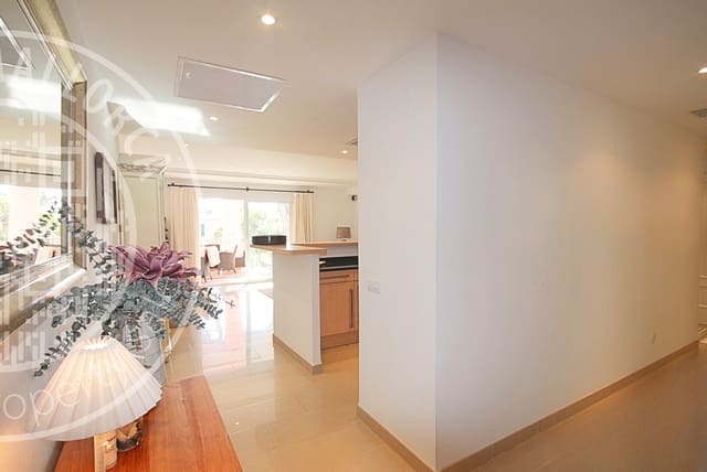 Appartement de 3 chambres à louer à Santa Ponsa, Calvià avec piscine garage - 3 200 € (Ref: 9553099)