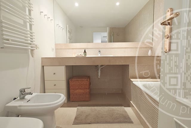 Appartement de 3 chambres à louer à Santa Ponsa, Calvià avec piscine garage - 3 200 € (Ref: 9553099)