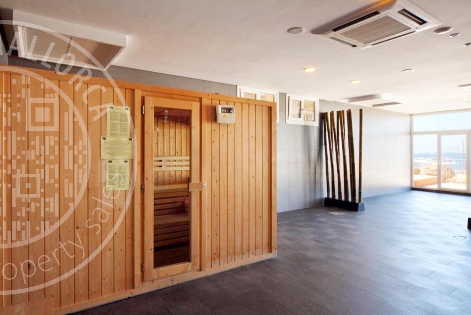 3 bedroom Penthouse for rent in El Toro / Port Adriano with pool garage - € 3,200 (Ref: 9553100)