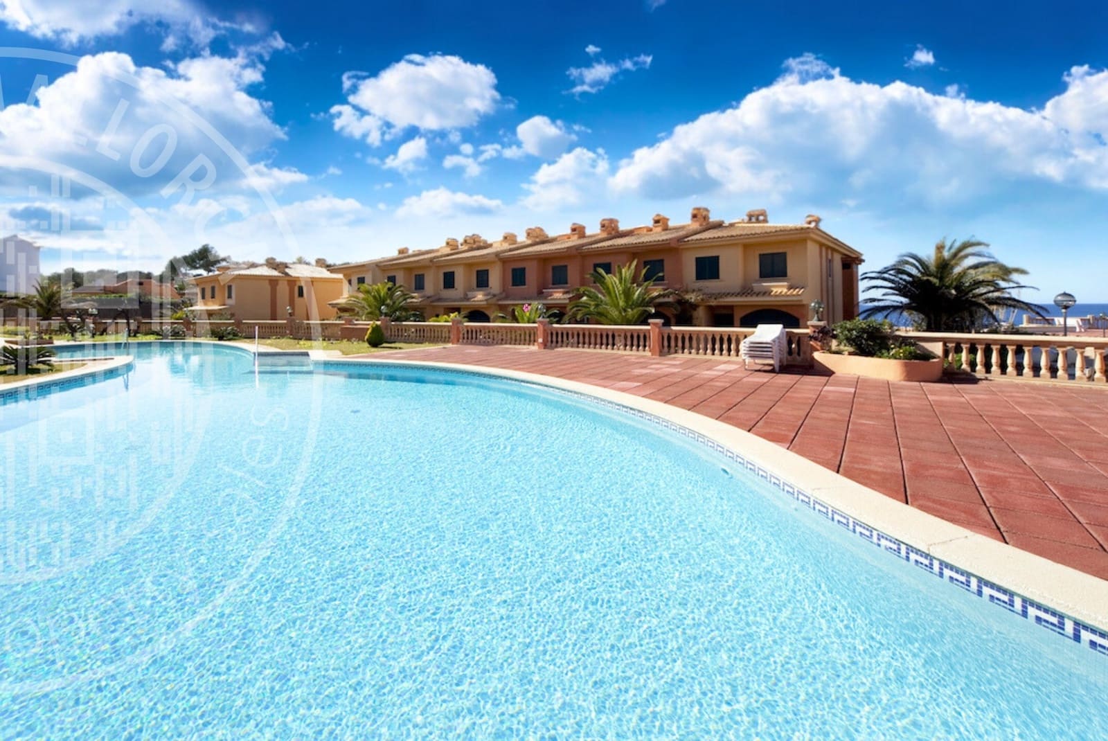 3 bedroom Penthouse for rent in El Toro / Port Adriano with pool garage - € 3,200 (Ref: 9553100)