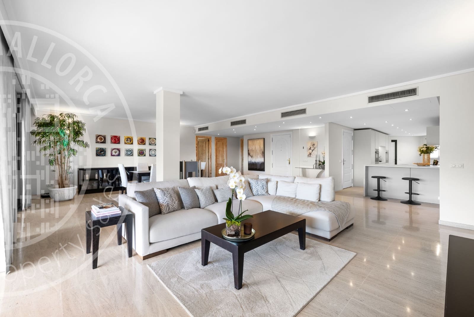 4 sypialnia Penthouse na sprzedaż w Bendinat z basenem garażem - 2 950 000 € (Ref: 9553102)