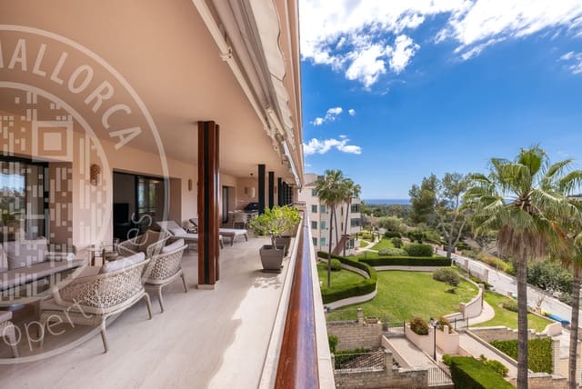 4 sypialnia Penthouse na sprzedaż w Bendinat, Calvià z basenem garażem - 2 950 000 € (Ref: 9553102)