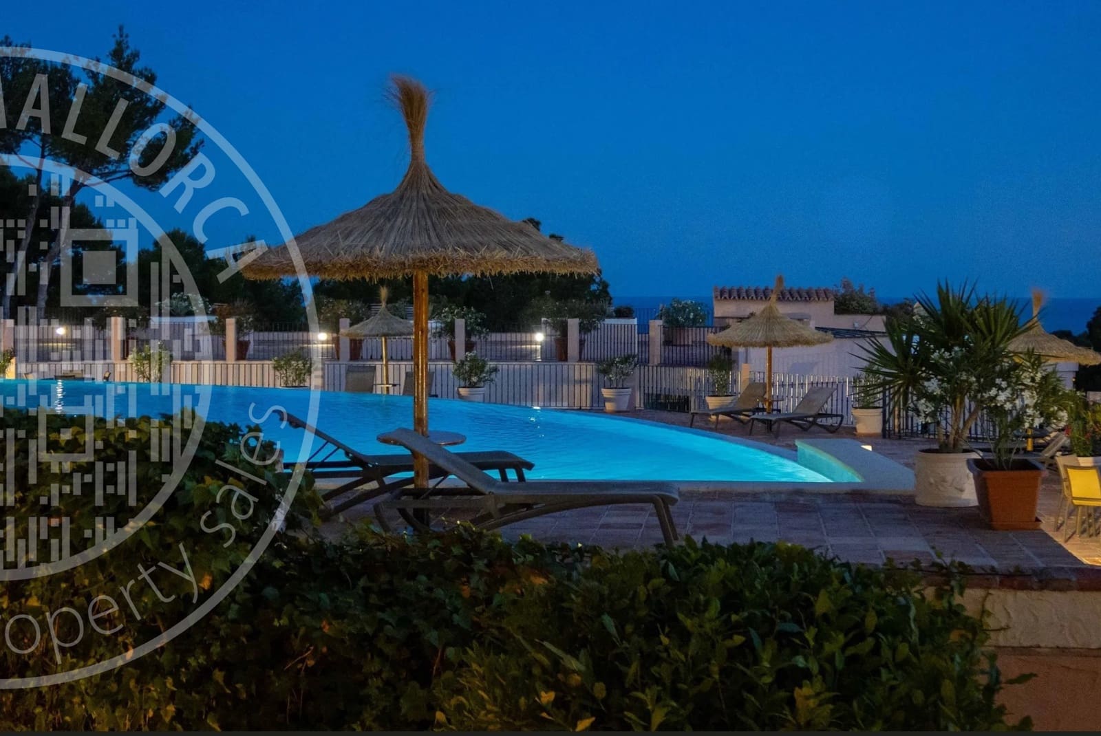 4 sypialnia Penthouse na sprzedaż w Bendinat z basenem garażem - 2 950 000 € (Ref: 9553102)