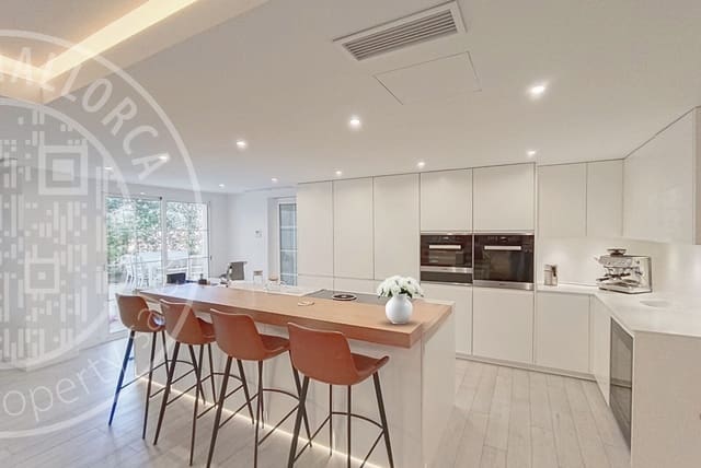 3 slaapkamer Appartement te koop in Santa Ponsa, Calvià met zwembad garage - € 1.395.000 (Ref: 9553103)