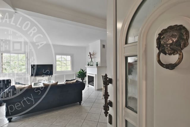 4 Zimmer Villa zu verkaufen in Santa Ponsa, Calvià mit Pool Garage - 2.950.000 € (Ref: 9553104)