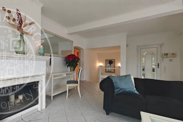 4 Zimmer Villa zu verkaufen in Santa Ponsa, Calvià mit Pool Garage - 2.950.000 € (Ref: 9553104)