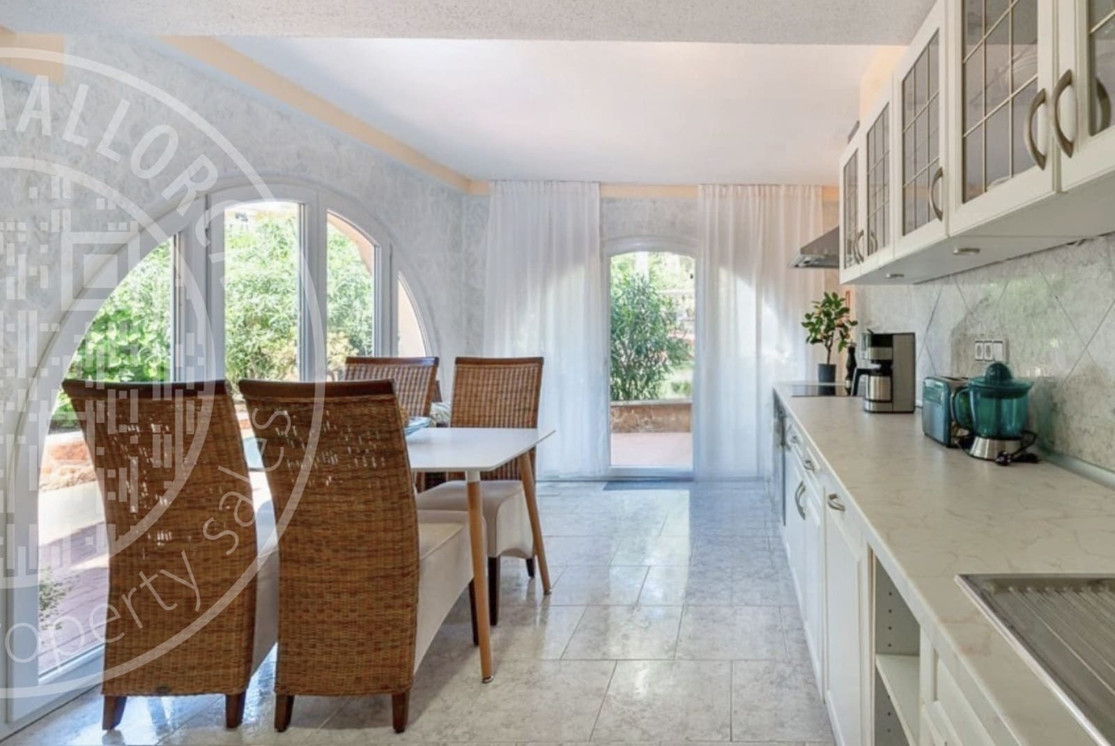 Chalet de 4 habitaciones en Santa Ponsa en venta con piscina garaje - 2.950.000 € (Ref: 9553104)