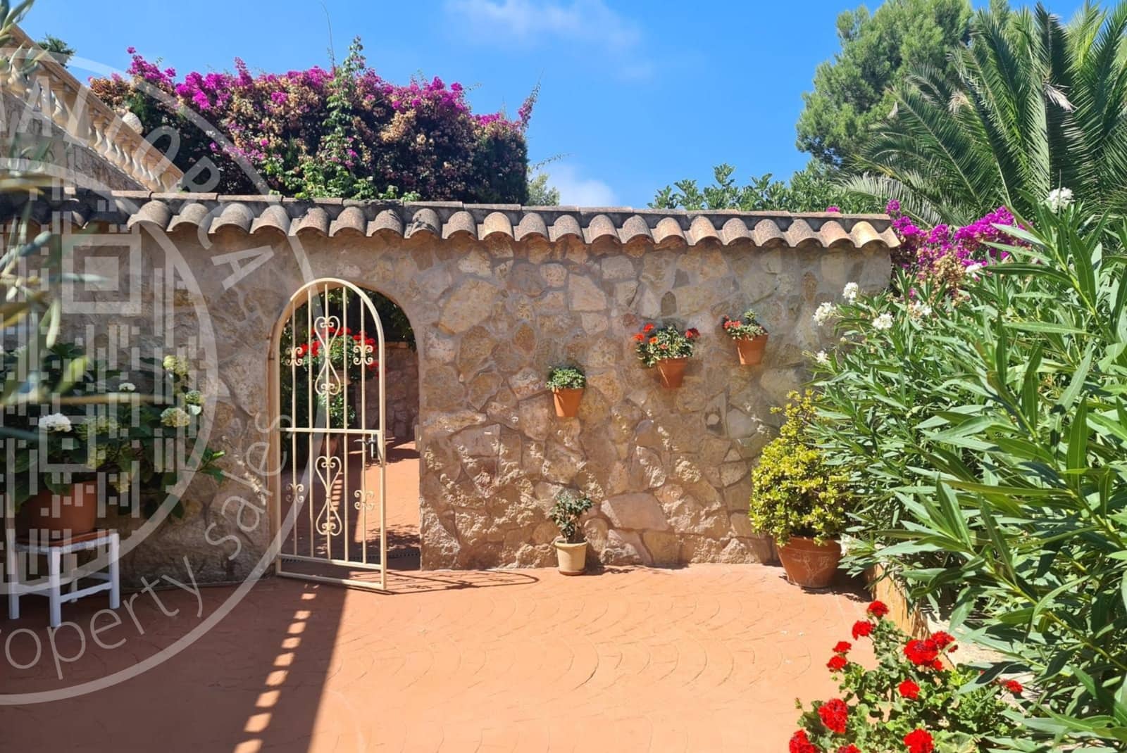 Chalet de 4 habitaciones en Santa Ponsa en venta con piscina garaje - 2.950.000 € (Ref: 9553104)