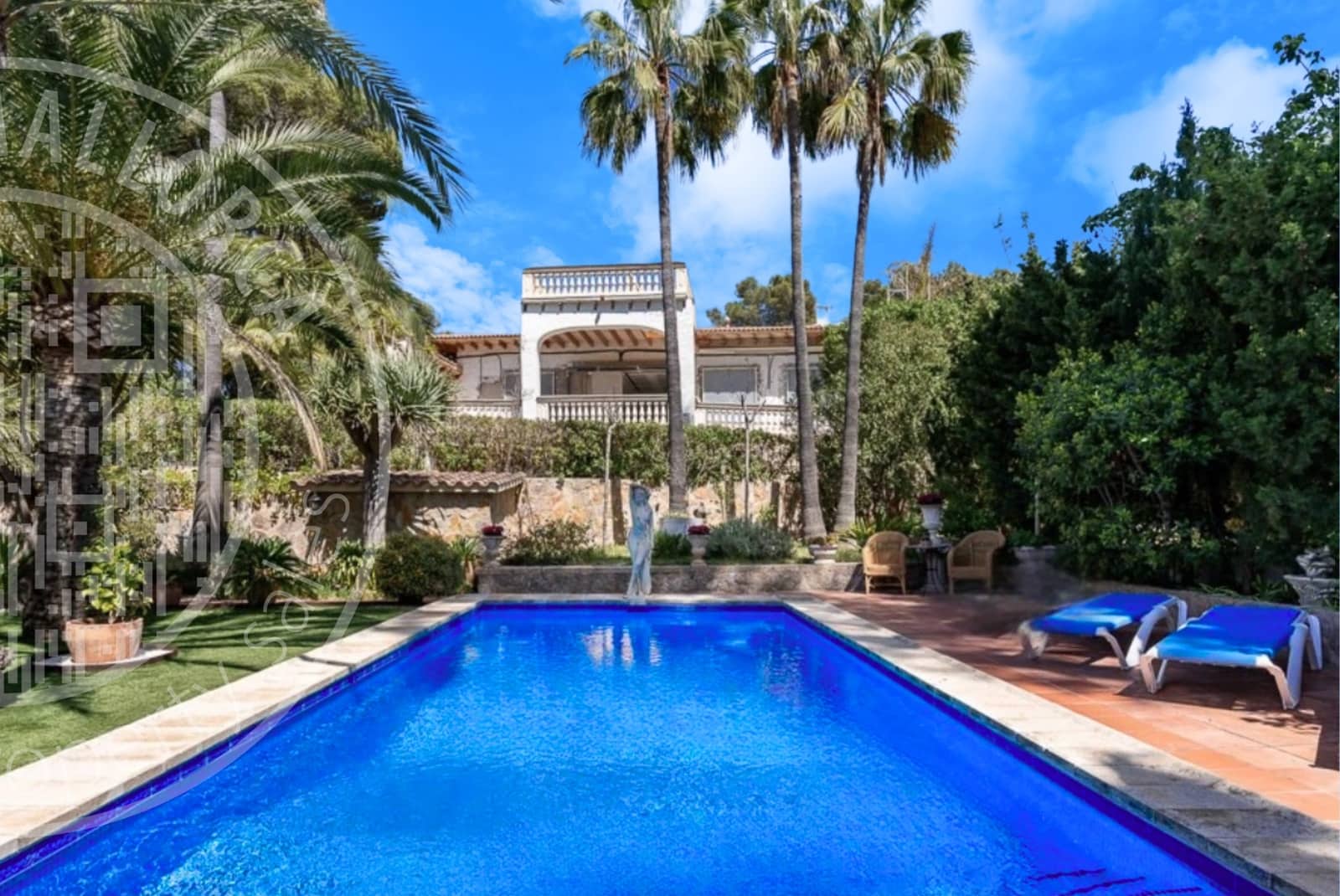 Chalet de 4 habitaciones en Santa Ponsa en venta con piscina garaje - 2.950.000 € (Ref: 9553104)