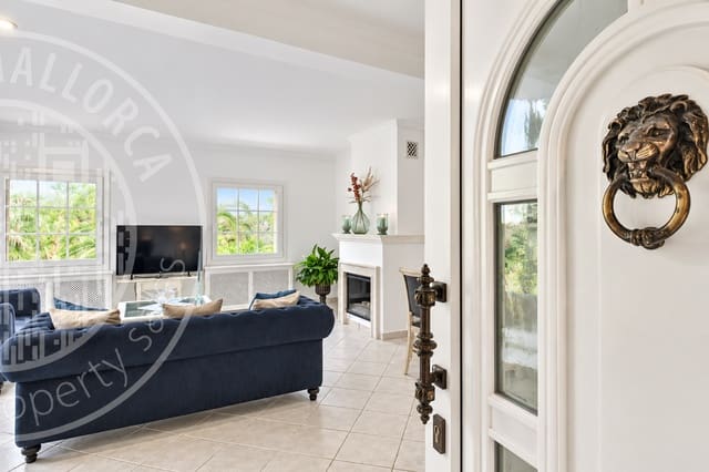 4 Zimmer Villa zu verkaufen in Santa Ponsa, Calvià mit Pool Garage - 2.950.000 € (Ref: 9553104)