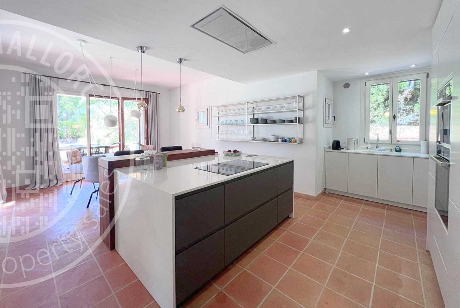 3 sypialnia Willa na sprzedaż w Santa Ponsa z basenem garażem - 2 550 000 € (Ref: 9553107)