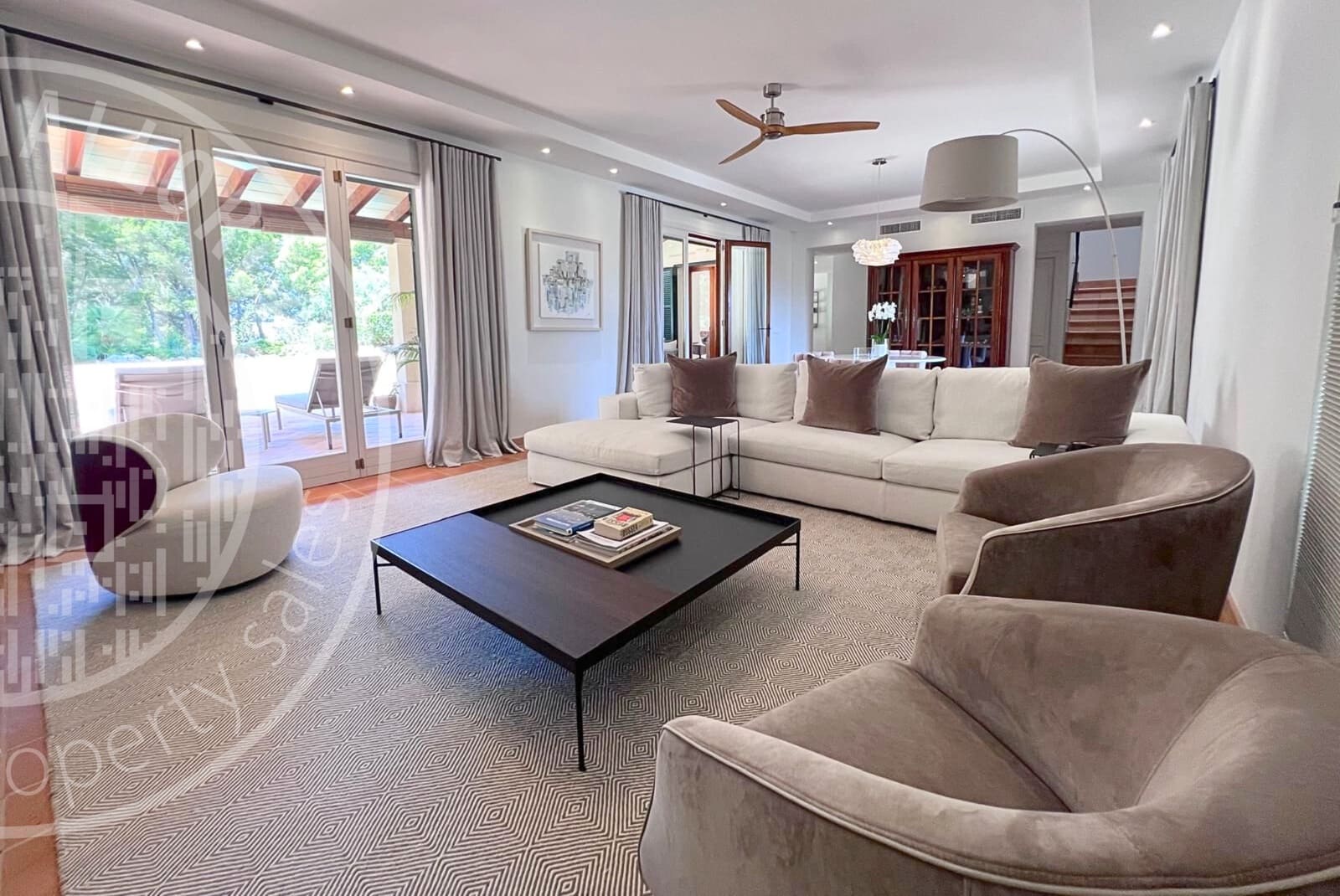 3 sypialnia Willa na sprzedaż w Santa Ponsa z basenem garażem - 2 550 000 € (Ref: 9553107)