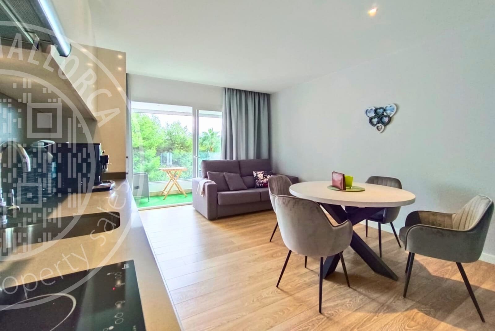 1 slaapkamer Appartement te koop in Palmanova met zwembad - € 449.000 (Ref: 9553109)