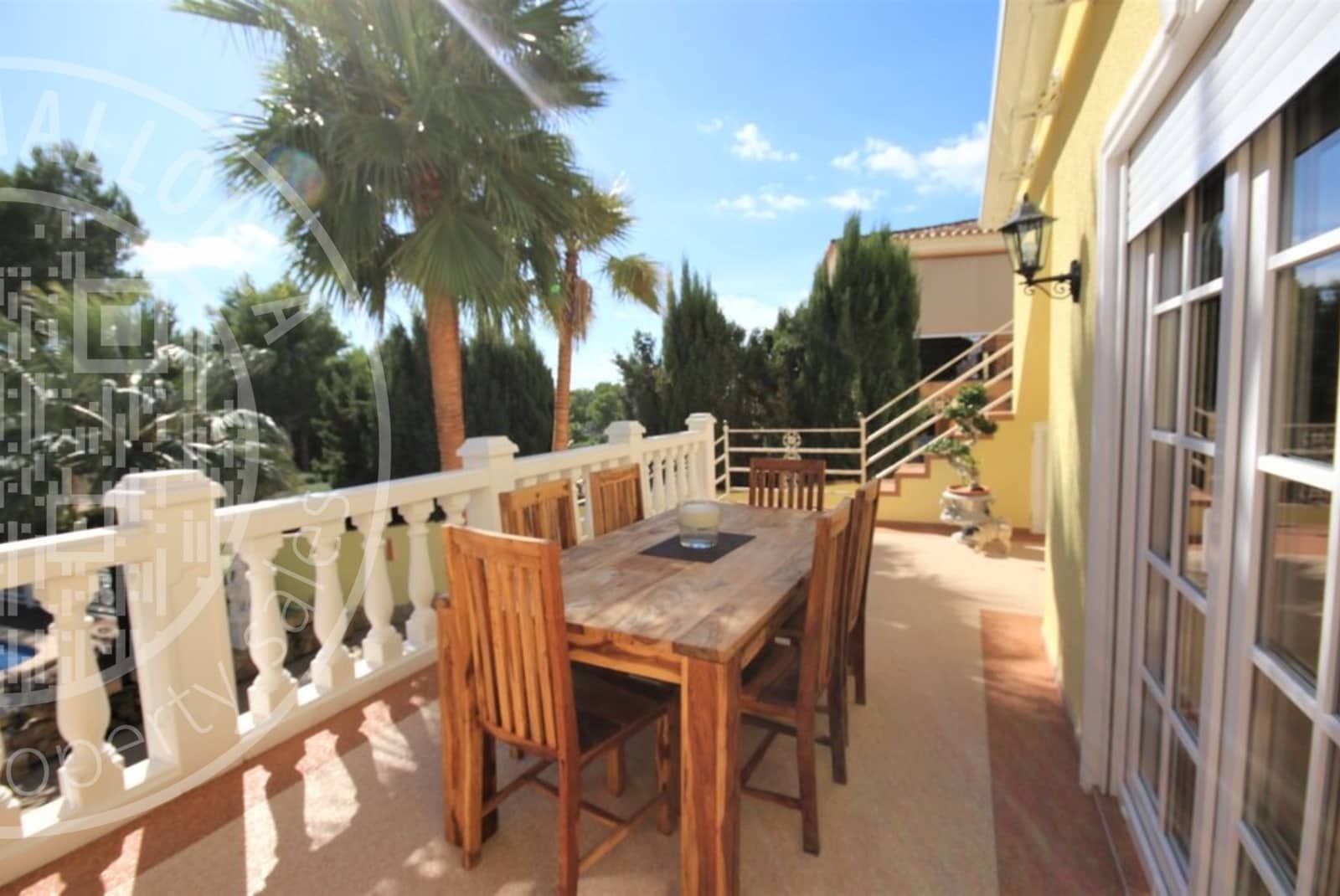 4 soveværelse Semi-Rækkehus til salg i Santa Ponsa med swimmingpool garage - € 1.690.000 (Ref: 9553110)