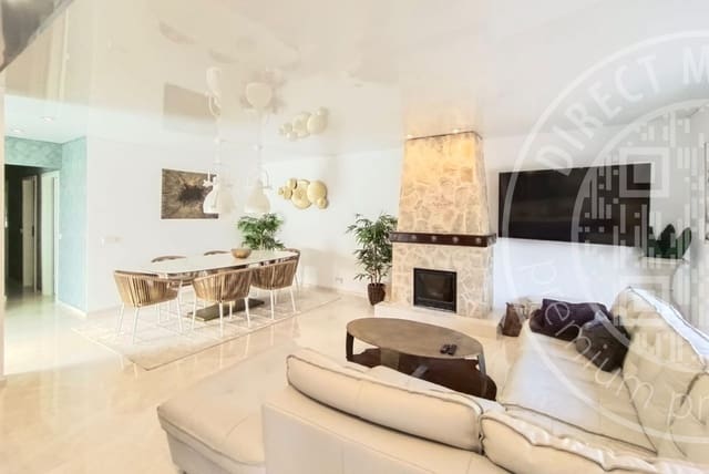 4 soveværelse Semi-Rækkehus til salg i Santa Ponsa, Calvià med swimmingpool garage - € 1.690.000 (Ref: 9553110)