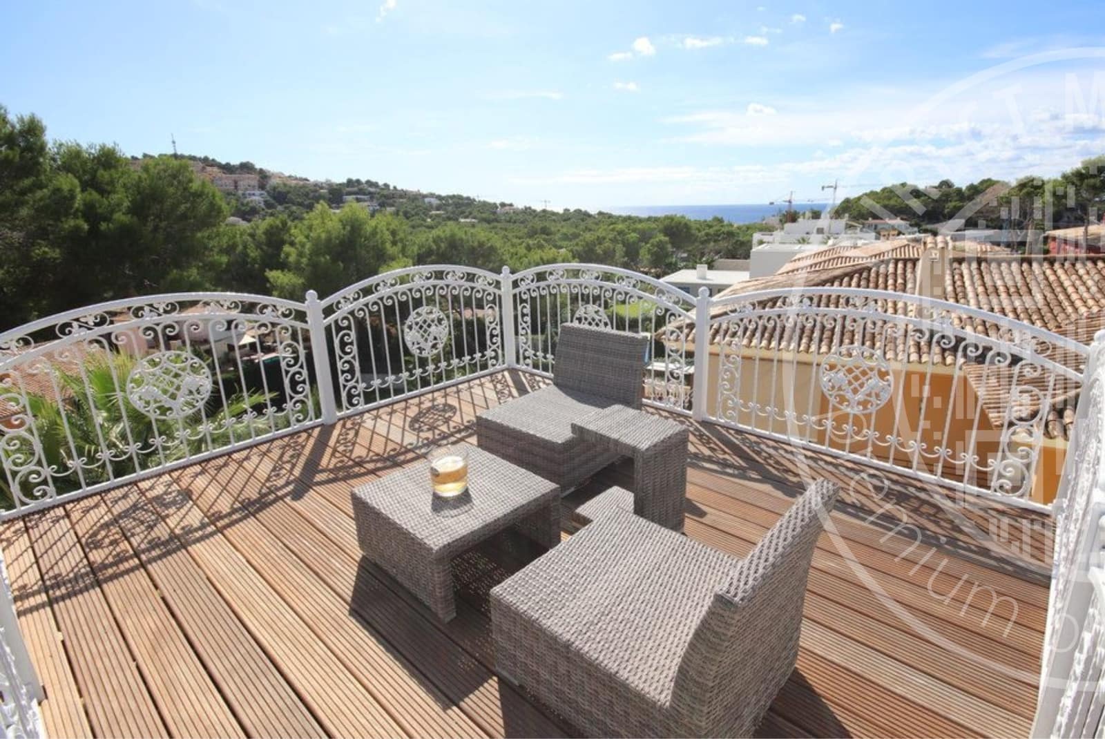 4 soveværelse Semi-Rækkehus til salg i Santa Ponsa med swimmingpool garage - € 1.690.000 (Ref: 9553110)