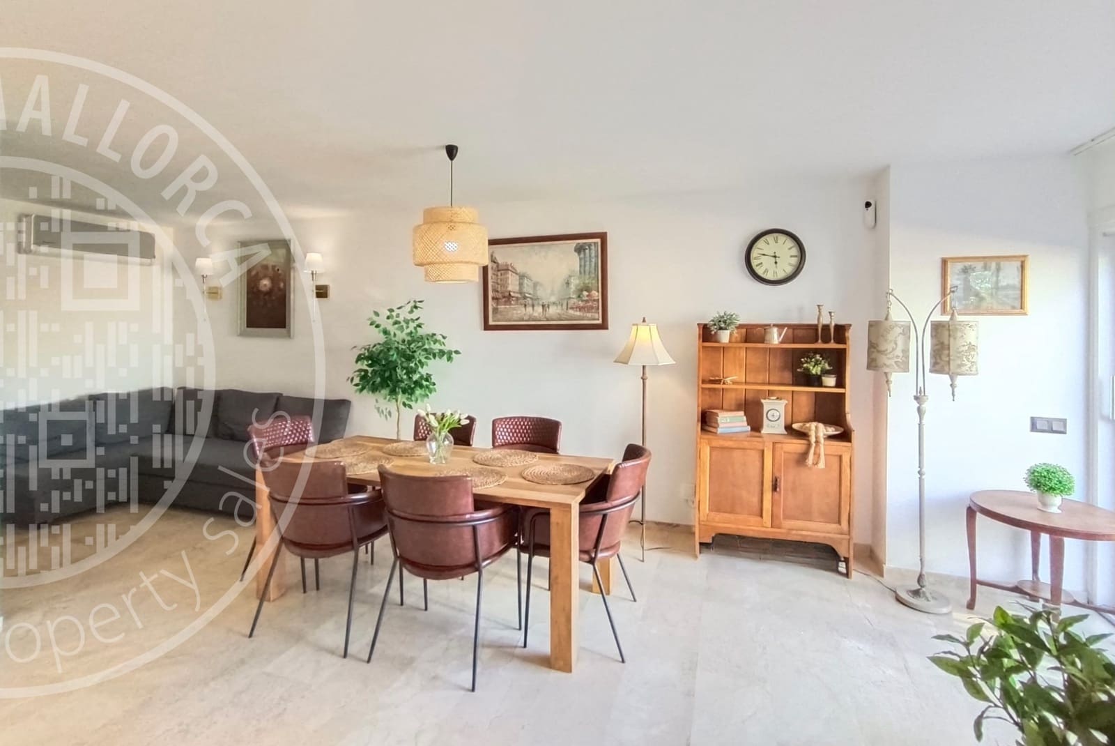 2 makuuhuone Huoneisto myytävänä paikassa El Toro / Port Adriano mukana uima-altaan 
autotalli - 750 000 € (Ref: 9584676)