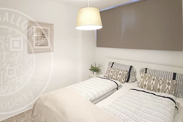 1 soverom Leilighet til salgs i Santa Ponsa, Calvià med svømmebasseng garasje - € 349 000 (Ref: 9609626)