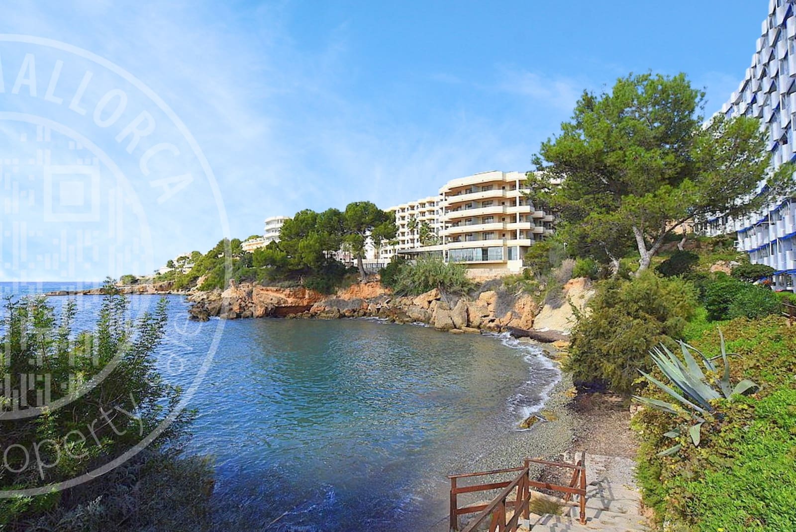 1 soverom Leilighet til salgs i Santa Ponsa med svømmebasseng garasje - € 349 000 (Ref: 9609626)