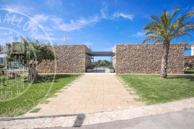 3 makuuhuone Omakotitalo vuokrattavana paikassa El Toro / Port Adriano, Calvià mukana uima-altaan 
autotalli - 3 500 € (Ref: 9626493)