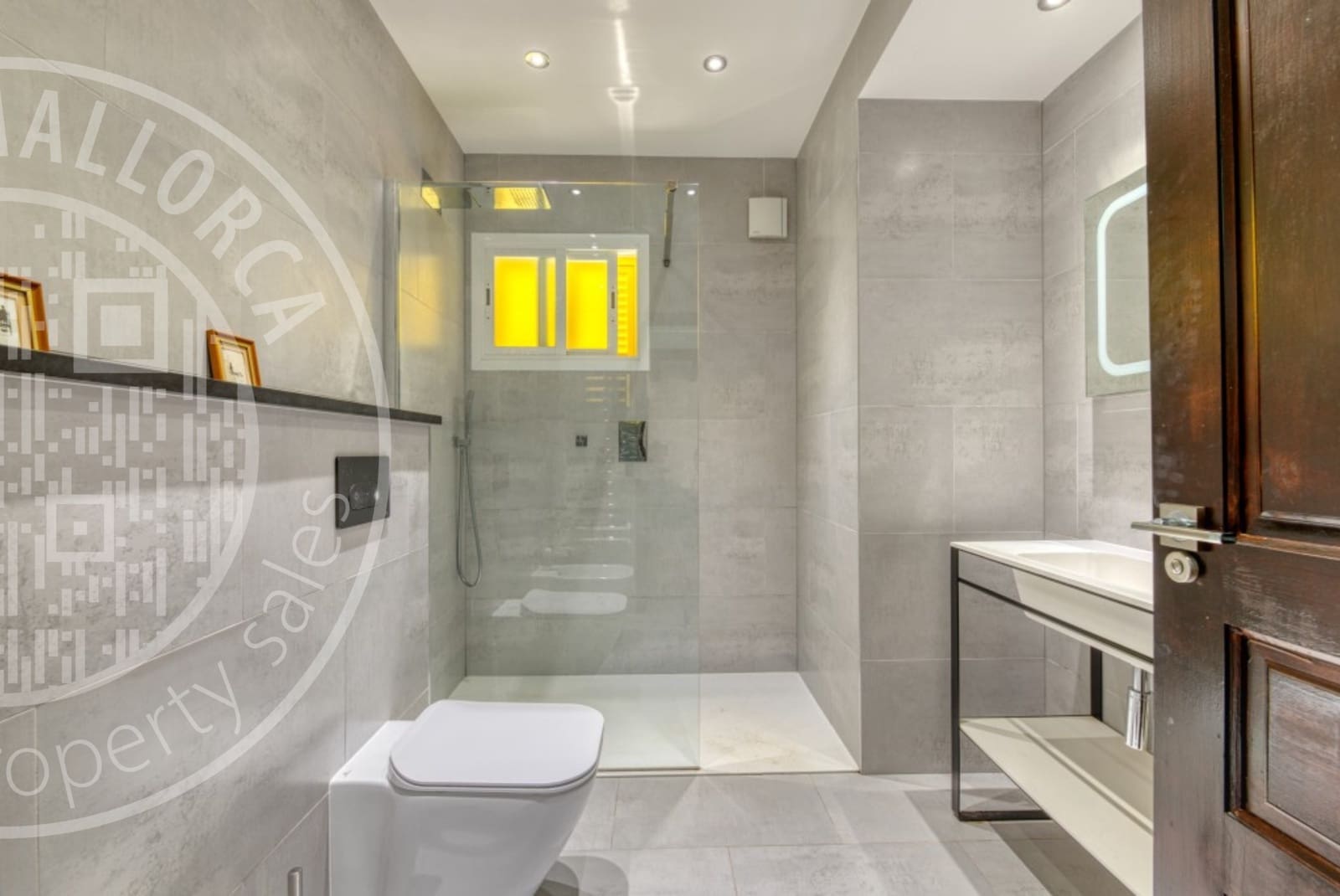 Pareado de 4 habitaciones en Santa Ponsa en venta con piscina garaje - 995.000 € (Ref: 9683300)