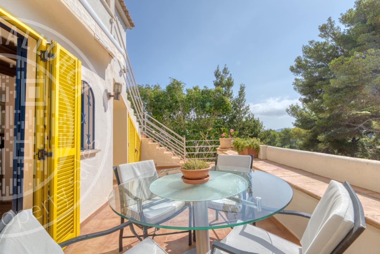 Pareado de 4 habitaciones en Santa Ponsa en venta con piscina garaje - 995.000 € (Ref: 9683300)