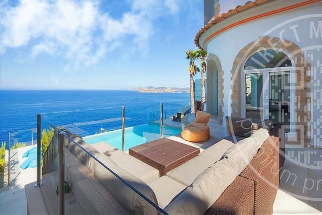 4 soveværelse Villa til salg i El Toro / Port Adriano, Calvià med swimmingpool garage - € 3.500.000 (Ref: 9688659)