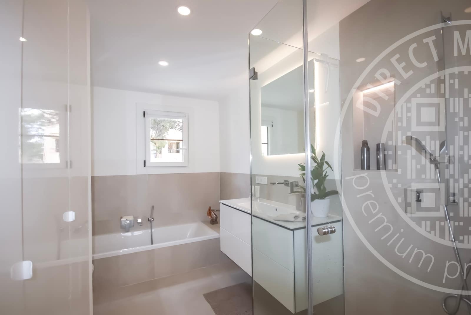 2 bedroom Townhouse for sale in El Toro / Port Adriano with pool garage - € 1,695,000 (Ref: 9739090)