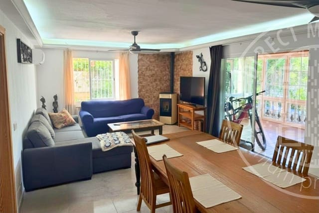 3 soveværelse Bungalow til salg i Costa de la Calma, Calvià med swimmingpool garage - € 890.000 (Ref: 9827179)
