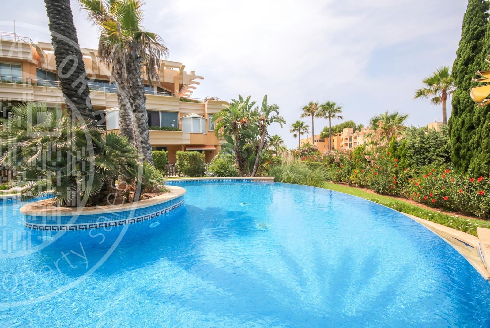 3 soveværelse Penthouse til salg i El Toro / Port Adriano med swimmingpool garage - € 3.300.000 (Ref: 9943199)