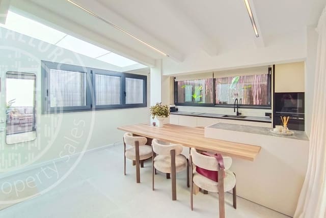2 slaapkamer Appartement te koop in Santa Ponsa, Calvià met zwembad - € 395.000 (Ref: 9979169)