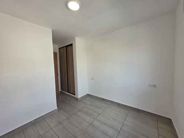 2 slaapkamer Appartement te koop in Centro, Torrevieja - € 147.000 (Ref: 10009159)